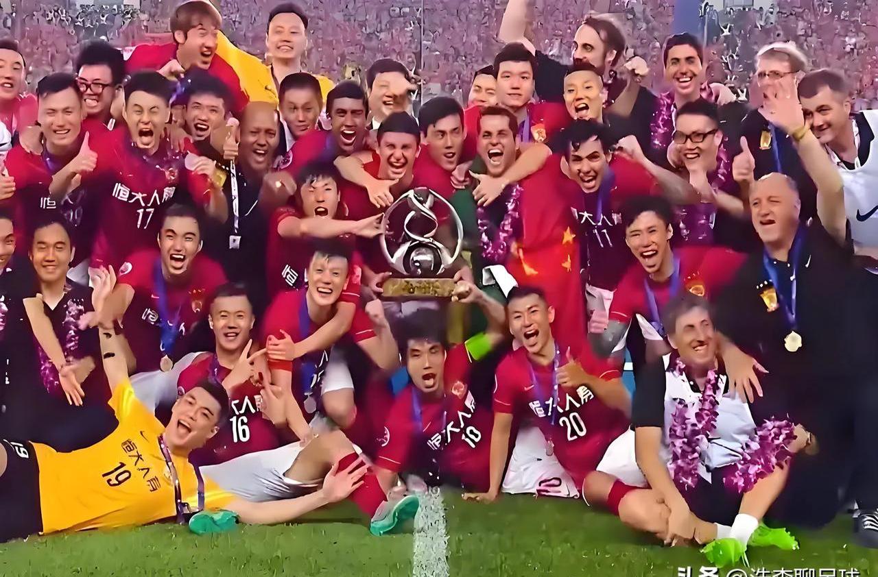 广州富力俱乐部将在本周日进行足球交锋