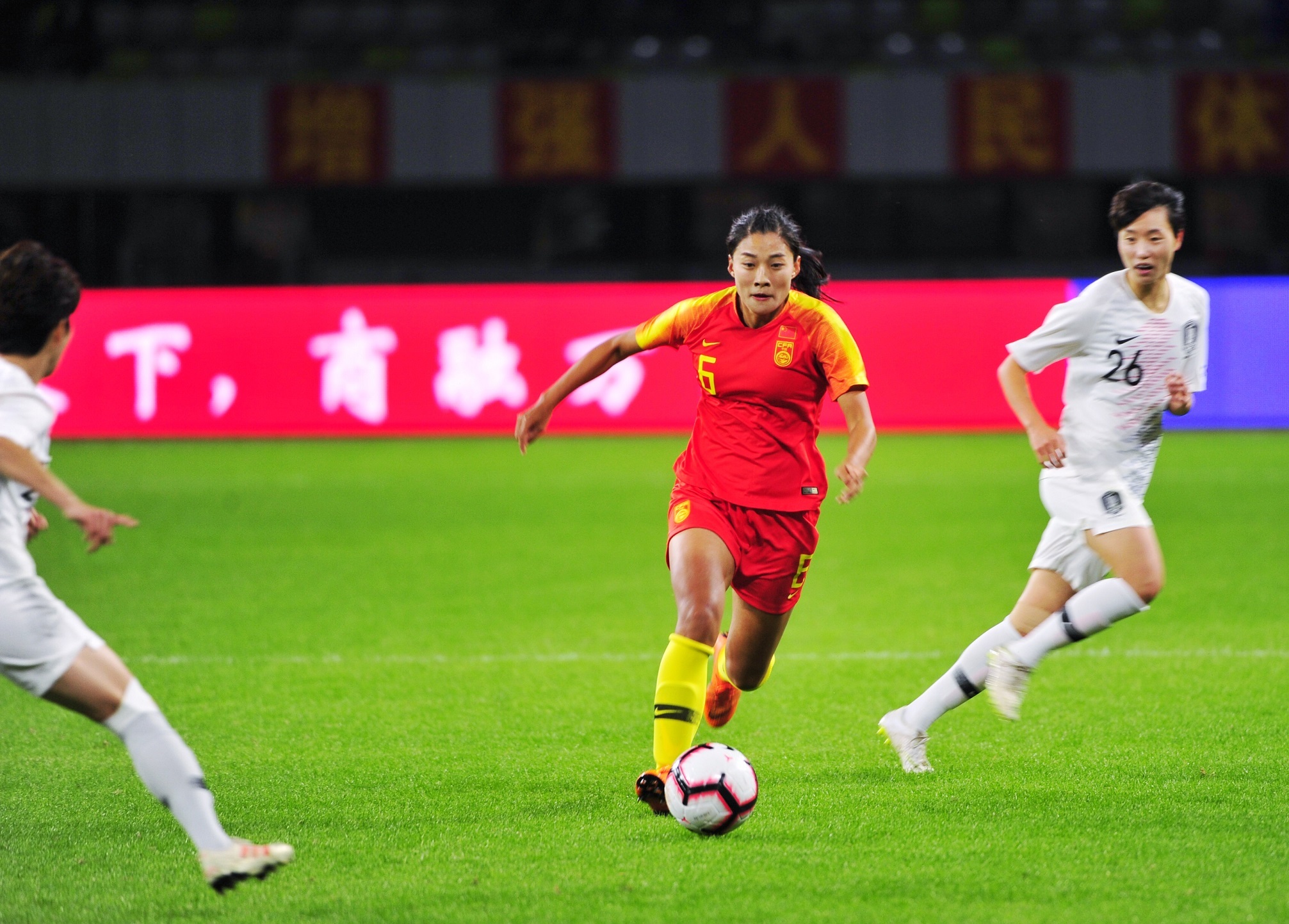 女足国际比赛连胜，备战奥运会
